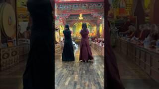 ️                         #sherpaculture #sherpa #sherpadress #buddhism #monastery #prayers
