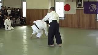 Chida Sensei performs at the Yoshinkan Aikido honbu dojo – Kagami Biraki, January 2007.