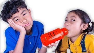 Maddie & Ben Stay Hydrated in The Great Water Chase Adventure