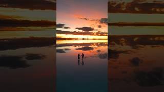 Sunrise over the world’s largest mirror #uyunisaltflats #bolivia