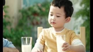 Oreo TV Commercial China 2011 奥利奥 Double Fruit