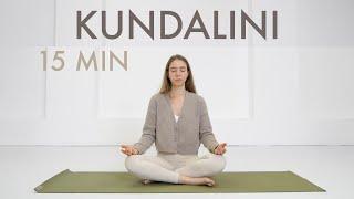 15 MIN Kundalini Yoga | Aktiviere deine Chakren