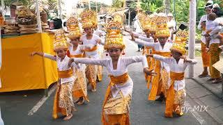 Rejang Dewa Oleh Anak-Anak Pasraman Desa Adat Semate - BADUNG