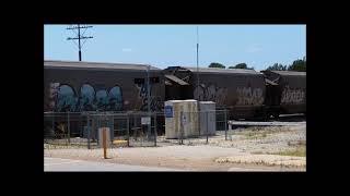 Trains of Western Australia...Southbound CBH006 leads CBH025 & Grain hoppers Heavy into Kwinana Port