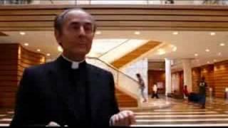 Opus Dei - Un sacerdote del Opus explica por qué se censuran libros