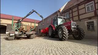 Massey Ferguson 6180 mit Eschlböck Biber 7, Holz häckseln