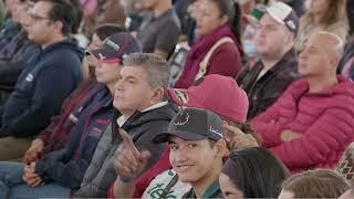 Conferencia de Sergio "Checo" Pérez en el Foro Mazda de la Feria Estatal de León