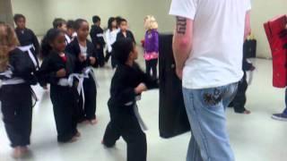 2011 11 17 Niya karate 2