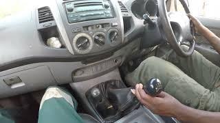 How to Shift a Toyota Hilux