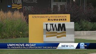 Students move into UW-Milwaukee