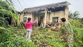 Evicted by Family, Poor Couple Renovation Abandoned House and Start a New Life with Animals