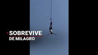 ¡De milagro! Se rompe la cuerda del BUNGEE en Tailandia pero el hombre sobrevive