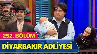 Diyarbakır Adliyesi - Güldür Güldür Show 252.Bölüm