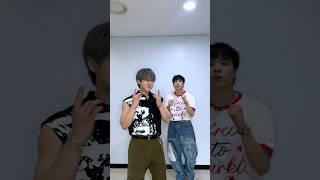 창빈의 #JJAM Challenge  w/ #MCND #엠씨엔디 #캐슬제이 #CastleJ ! #StrayKids #스트레이키즈 #ATE
