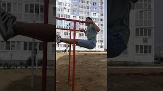 Muscle up on uneven bars/Выход силой на брусьях с уголком.#shorts.#sports.#motivation