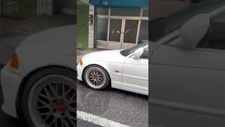 路邊發現朋友車友，直接告訴他
