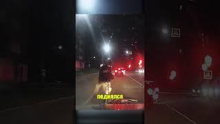 Сам КРИТИКОВАЛ и сам же ВСТРЯЛ! #дтп #видеорегистратор #авария