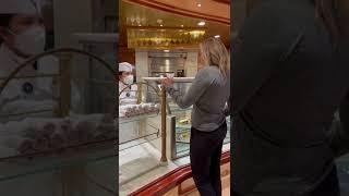 Karen freaks out after crews threw away old soup on Majestic Princess