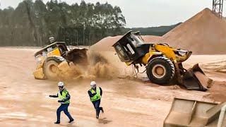 Dangerous Idiots Fastest Truck & Heavy Equipment Fails Driving, Extreme Truck Idiots at Work