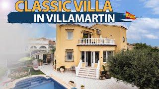 Detached villa in Villamartin