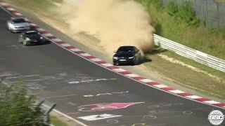 Interesting Moment at the Notorious Nordschleife!