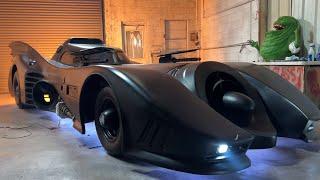 Take a ride in the 1989 BATMOBILE - Full Demonstration