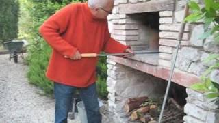 Making Pizza in Todi.mov