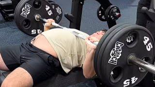 14 Year Old Kid Benches 315lbs For Reps!