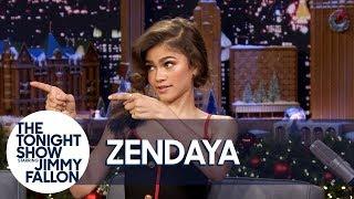 Zendaya Shows One of Her and Zac Efron's Trapeze Fails for The Greatest Showman