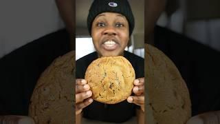 Chocolate chip honey bun cookie￼