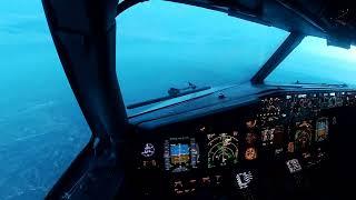 Time-Lapse Cockpit View - Pisa Italy | Boeing 737 Pilot POV