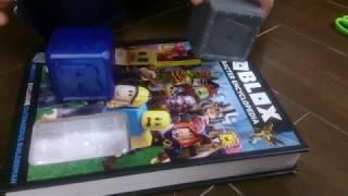 Unboxing Roblox Minifigures  2 in 1 special + Free Roblox item code giveaway! (Unboxing #14)