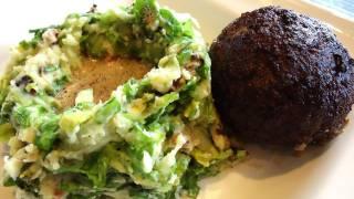 Endive mash and Dutch meatballs