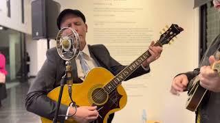 Love me tender - Elvis Presley | Decky Music Feat. Chris and Pete at Elvis Exhibition Bendigo