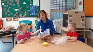 Coginio ar ddiwrnod glawiog/ Cooking on a rainy day