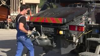 Putzmeister: Cleaning of a truck-mounted concrete pump