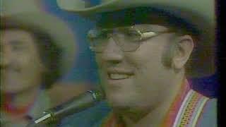 Louie Gomez & Texas Country Band - Aqui Rogelio Show 1981