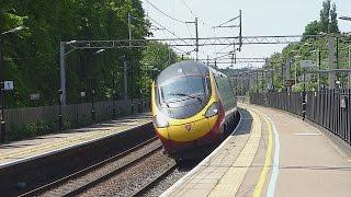 Virgin Trains 'Pendolino' tilts through Berkhamsted (6/6/16)