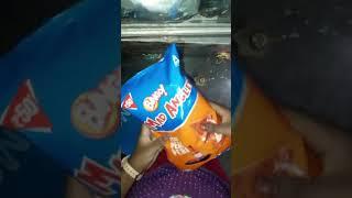How to tast BINGO! MAD ANGLES/very peri peri/Swastika blog / #shorts #bingo #youtube #yt #chips