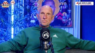 This 37 second clip shows why Lee is so respected as a football fan…