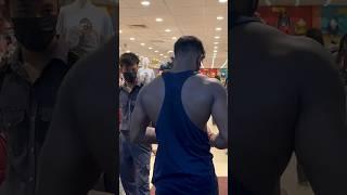 Public reaction bodybuilder #shortsvideo #shorts #shawangym #viralvideo #viral #gym #reaction