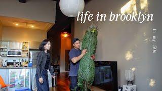 Life in Brooklyn | Decorating my loft apartment & balancing my 9-5 job with social media as a hobby