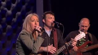 Ginger Leigh and John Pointer - Angel From Montgomery