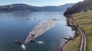 Flössen auf dem Ägerisee: eine spektakuläre Überfahrt