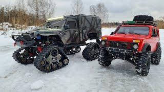 NIVA on spikes versus JEEPa on tracks. Snow and Ice Battle! RC OFFroad 4x4