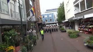 Maastrichtse Verkennersband in Vlaardingen tijdens streetparade tgv 60 jaar Thalita