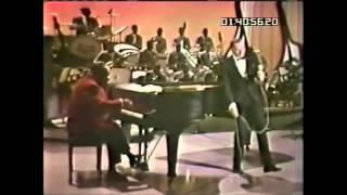 Frank Sinatra - Fly Me To The Moon 1965 (Live)