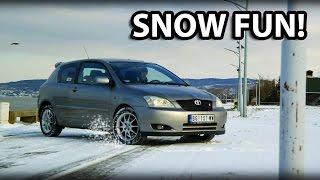 Toyota Corolla TS - Fun in snow! [HD]