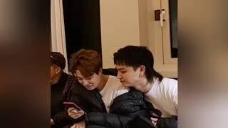 2JAE moments from vlive