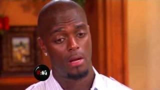 Plaxico Burress On How he Shot Himself